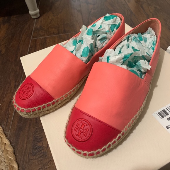 New Tory Burch espadrille slip on sandals Leather - Picture 2 of 3